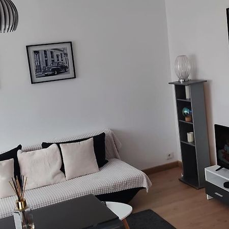 Ferienwohnung Quartier Des Emailleurs-T4 Avec Balcon Et Garage Limoges Exterior foto